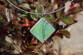 Šperk zelený zdobený - Lesní sklo