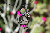 Andílek s růžovou kytičkou - Lesní sklo