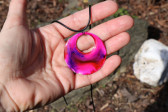 Růžovo -fialový náhrdelník velký - Lesní sklo