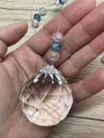 Lapač slunce velký - ozdoben růžovou a modrou - Lesní sklo